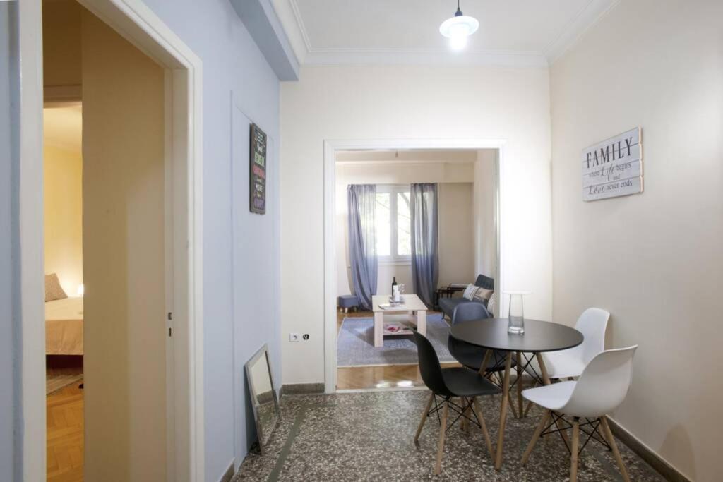 Three Bedrooms Apartment At The Center Of Athene Buitenkant foto