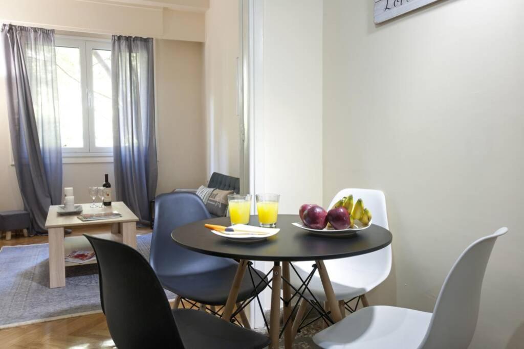 Three Bedrooms Apartment At The Center Of Athene Buitenkant foto